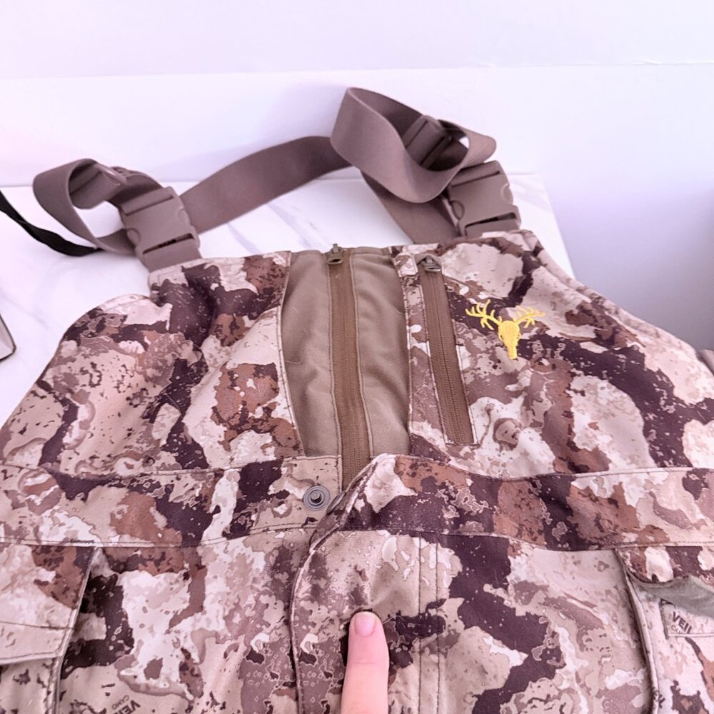 Hot Shot Men’s Elite Insulated Camo Hunting BIB VOTED ONE OF THE TOP 5 OF 2025!! - Picture 8 of 8